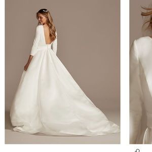 NEVER WORN DAVIDS BRIDAL WEDDING GOWN